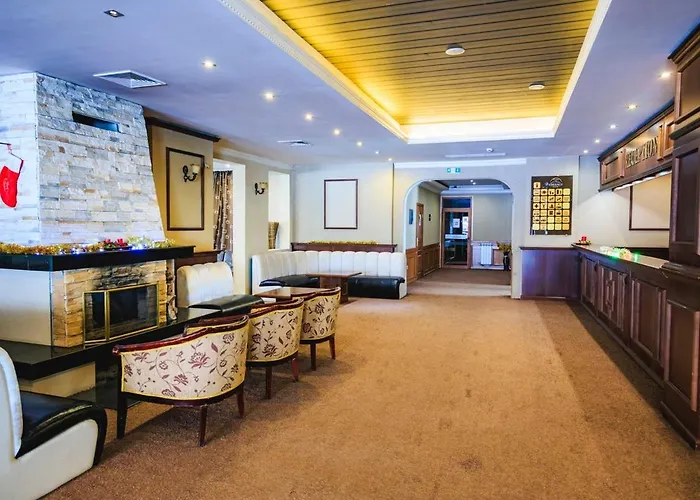 Peak 116 Apartment *